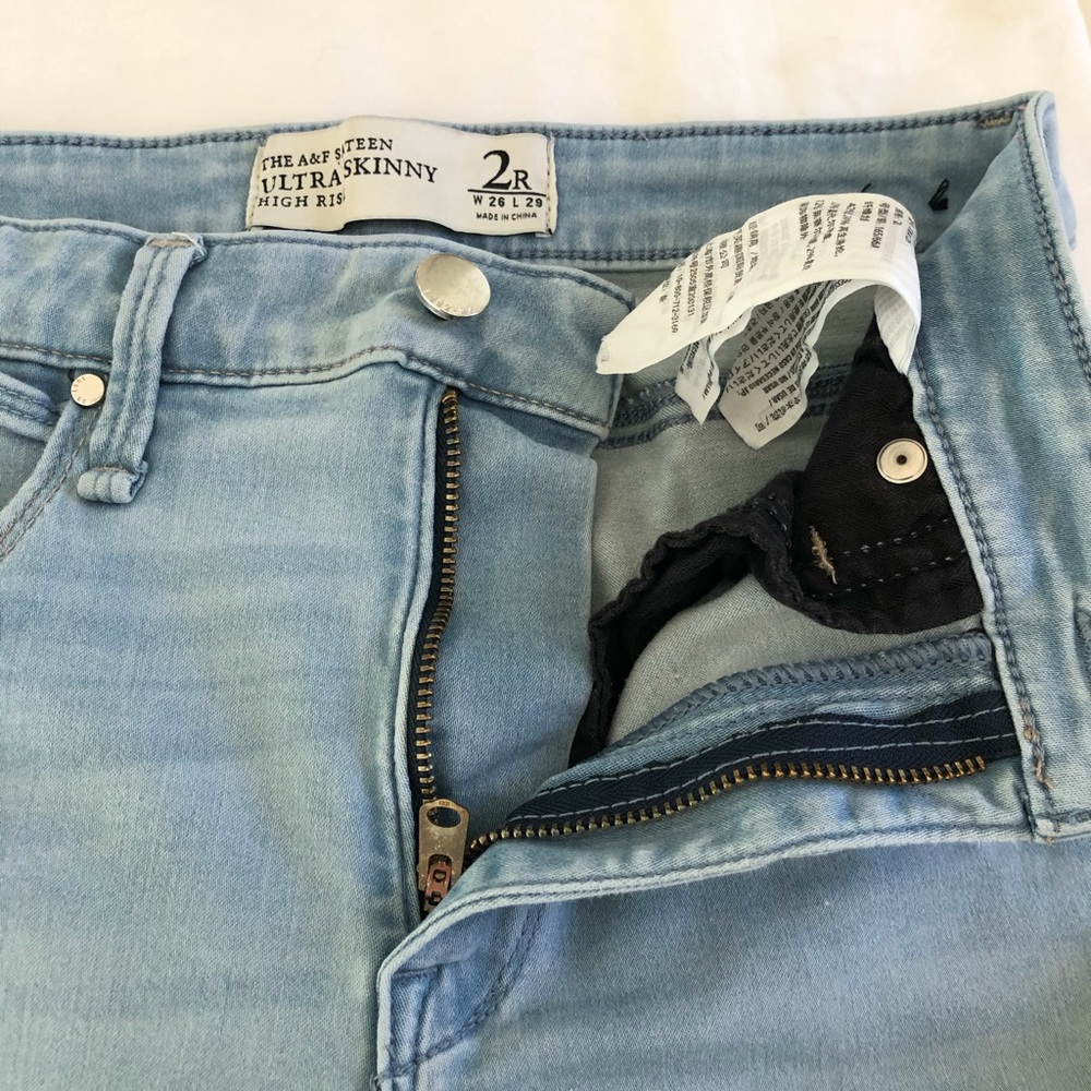 Skinny jeans
